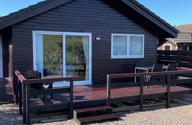 Heron Lodge, edge of Mabie Forest with breathtaking surrounding views Sleeps 4 .