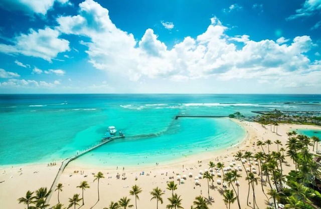 HGVC The Grand Waikikian, Beachfront Resort & Spa