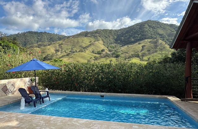 Hidden Paradise - Private Pool, Mountain View, Wi-Fi, AC, 30 min to Samara Beach