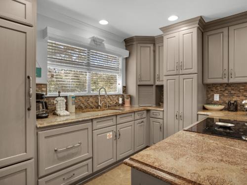 Hidden Dunes Cottage 171 by Newman-Dailey