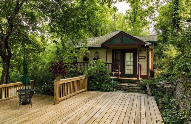 Hidden Springs Bed & Breakfast