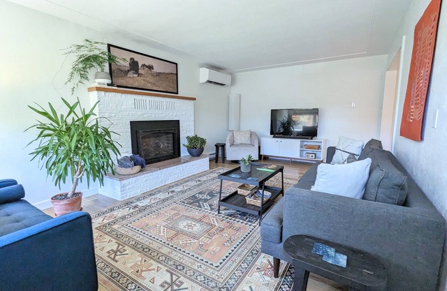 Hideaway House Tucked In The Heart Of McMinnville