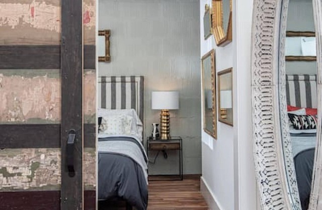 High-design Loft on Historic Alley Park Free