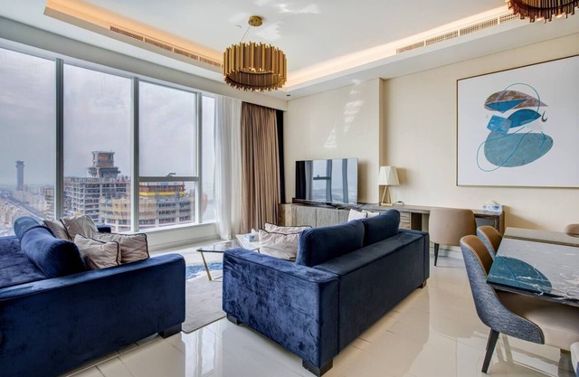High-Floor 2BR Apartment with Stunning City Views at Avani+Palm View Dubai