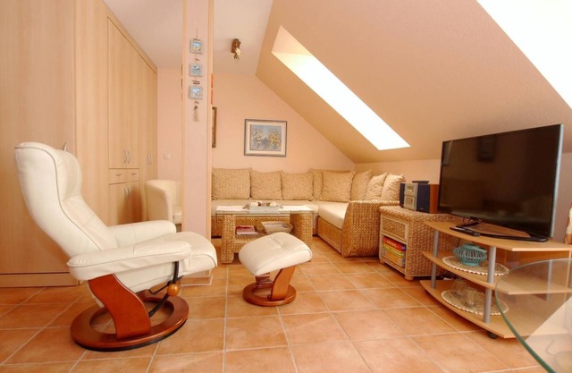 High-quality furnished vacation apartment directly on the Baltic Sea beach! - Residence at