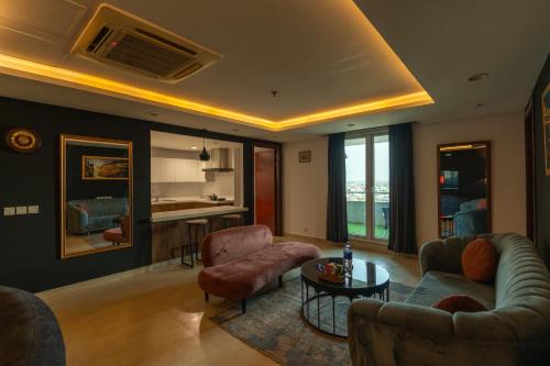 High Rise Executive Apartments- Gold Crest Mall DHA Lahore