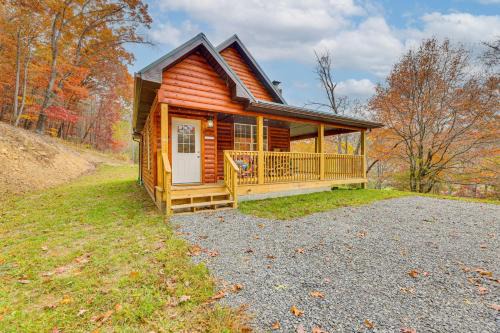 Hike and Fish Marlinton Cabin with Fire Pit and Views!