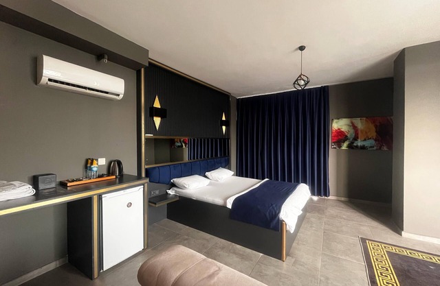 Hill Suites