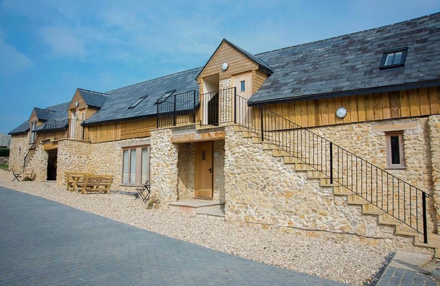 Hills Farm Stays