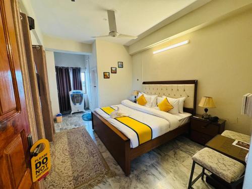 Hills View Hotel