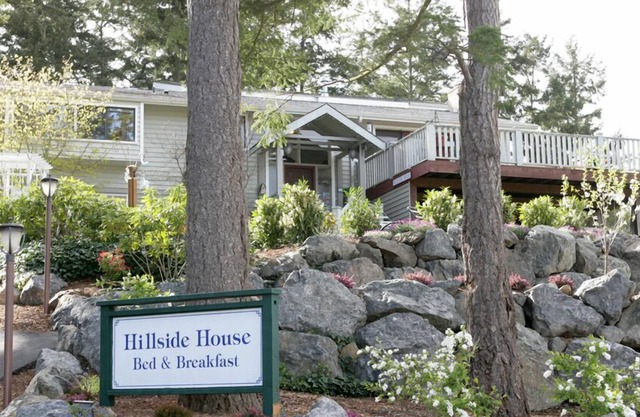 Hillside House B&B