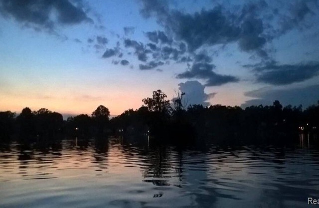 Hilltop Hideaway Lakefront Home on Chain of Lakes