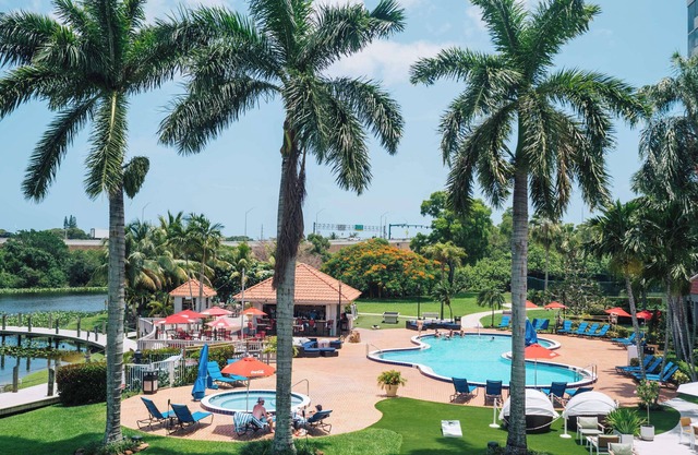 Hilton Palm Beach PBI