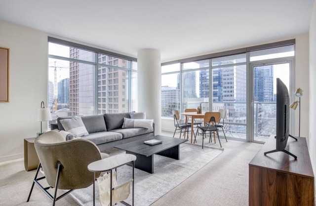 Hip Bellevue 2BR w/Gym & A+ Views, near Downtown Park, by Blueground
