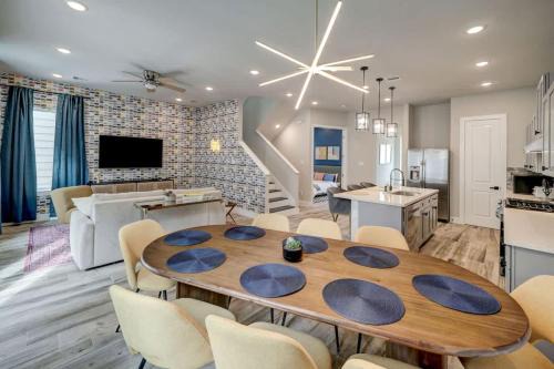 Hip Houston Heights Home 4BR Great Location