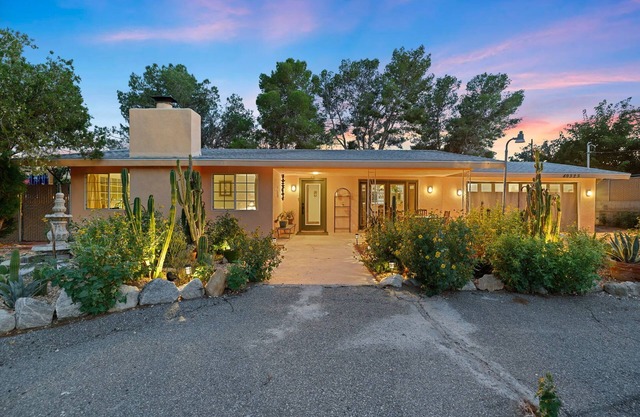 Hipster Chic Dog-Friendly Oasis in Morongo Valley