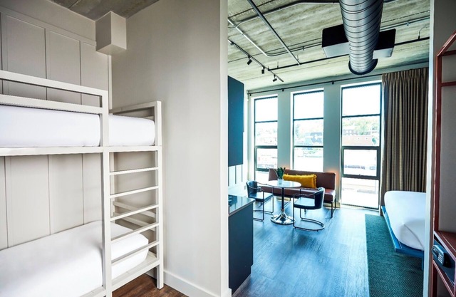 Hipster Haven in East Nashville – A Dream Spot for Urban Explorers!
