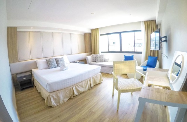 Hiran Residence