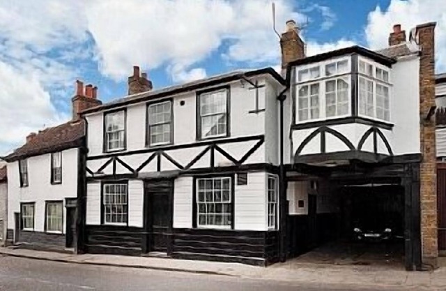 Hire your own pub exclusively for 12 guests in the ultimate luxury lock in!
