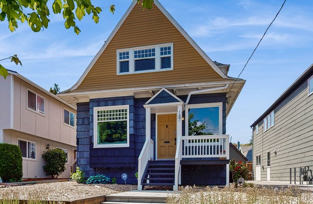 Historic 1903 Home with Typewriter Charm & Timeless Soul