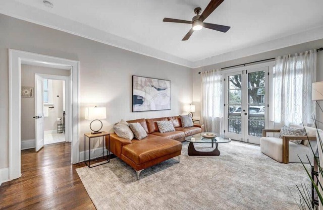 Historic Apt - Blocks from Shoppes of Avondale!