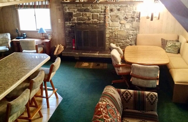 Historic Big Mountain Chalet Upper