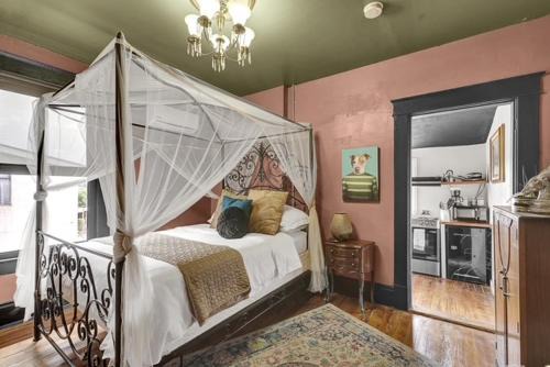 Historic Casa Mina 1br Near Downtown W Parking