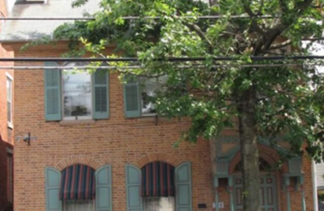 Historic Civil War house, great for family getaways.
