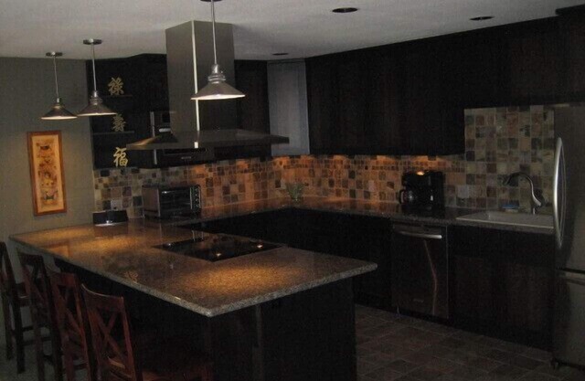 Historic Neighborhood - Near Whitman College - Quiet Location (Roku HDTV Stream)
