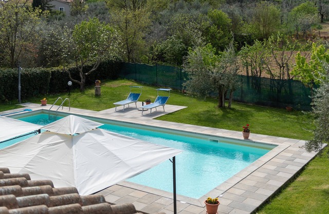 Holiday Home "Ovaiola" with Shared Pool & Wi-Fi