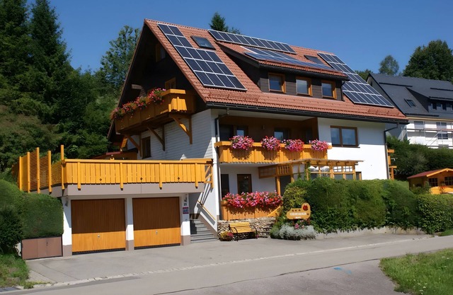 Holiday Apartment 'Abendsonne' with Mountain View, Private Terrace and Wi-Fi