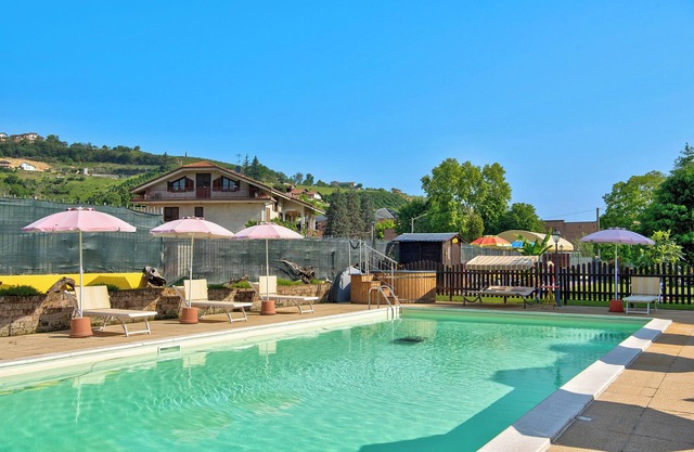 Holiday apartment "Clematis" in Piedmont, with shared pool, garden and sauna