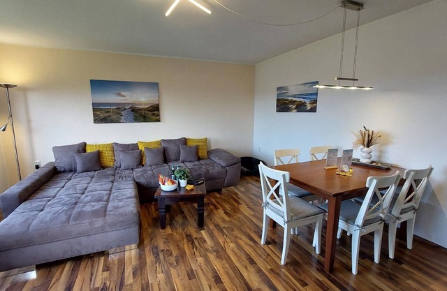 Holiday apartment Wilhelmshaven for 1 - 5 persons with 3 bedrooms - Holiday apartment in one or mult
