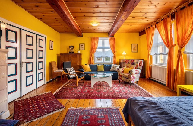 Holiday Apartment 'Ferienwohnung Reet Op De Eck' with Shared Garden and Wi-Fi