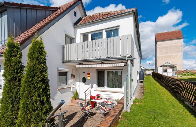 Holiday Apartment 'Ferienwohnung Steffi' with Private Terrace and Wi-Fi