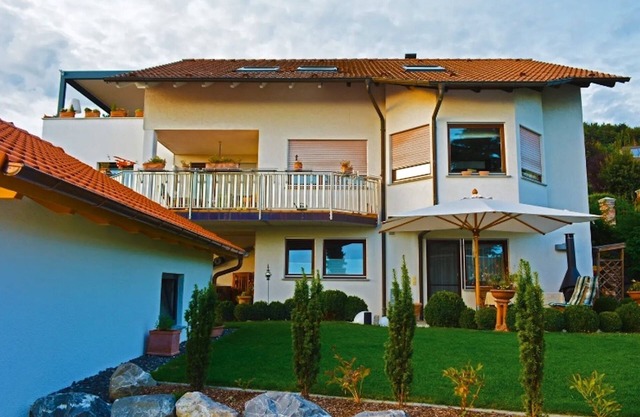 Holiday Apartment 'Fewo Wegen' with Mountain View, Private Terrace and Wi-Fi