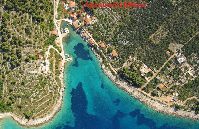 Holiday apartment Grohote for 1 - 4 persons with 2 bedrooms - Row house