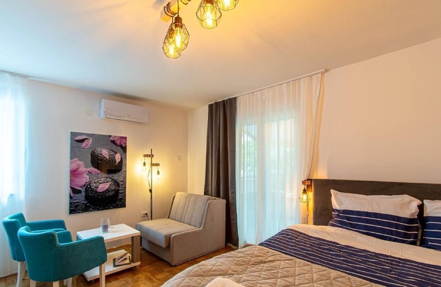 Holiday apartment Velika Gorica for 1 - 3 persons - Twin house