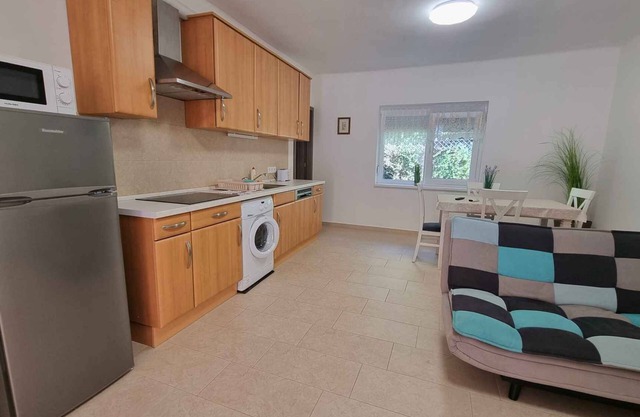 Holiday apartment renovated in 2021 with air conditioning and wifi