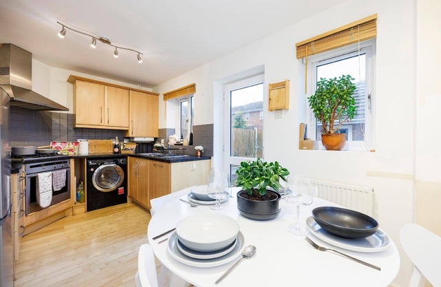 Holiday apartment London for 1 - 5 persons with 2 bedrooms - Row house