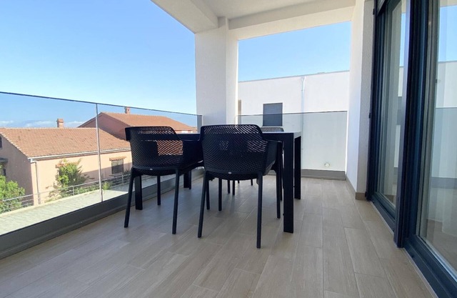 Holiday apartment Malinska for 1 - 2 persons with 1 bedroom - Holiday apartment