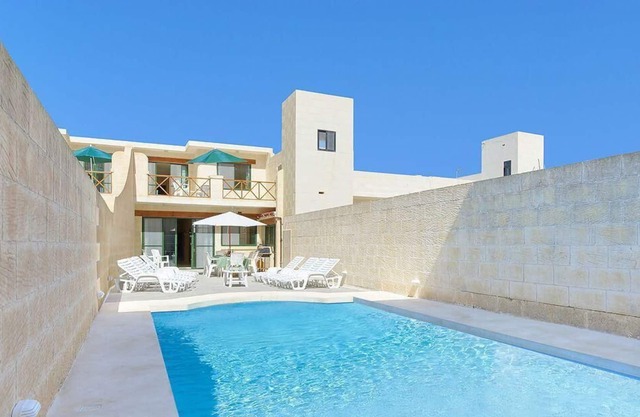 Holiday apartment Sannat for 1 - 8 persons with 4 bedrooms - Holiday apartment