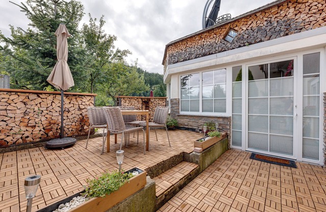 Holiday Apartment 'Vergissmeinnicht' with Mountain View, Shared Garden and Wi-Fi