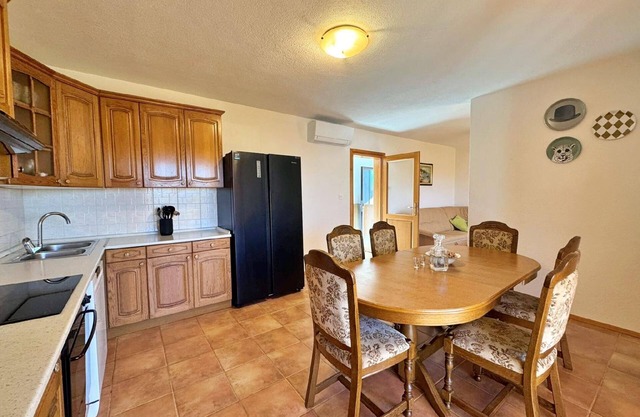 Holiday apartment Vantačići for 1 - 5 persons with 2 bedrooms - Holiday house