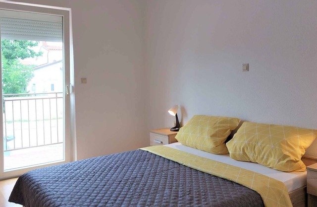 Holiday apartment with air conditioning, internet
