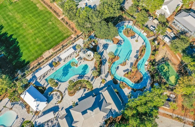 Holiday Dates Available! Location! Location! Location! Golf Cart! Private Pool!