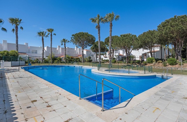 Holiday Home 'Novo Sancti Petri' with Sea View, Wi-Fi and Air Conditioning