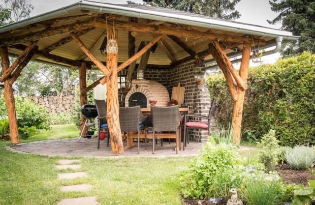 Holiday flat with barrel sauna