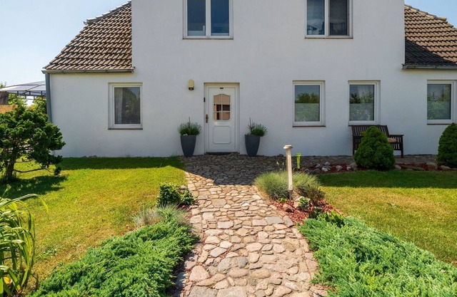 Holiday home in Pepelow near Seabeach