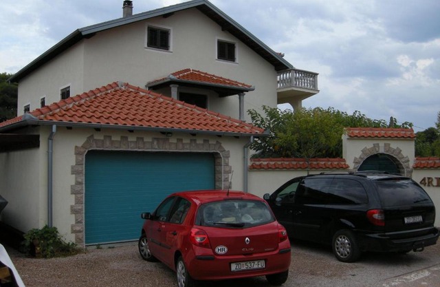 Holiday Home 1
